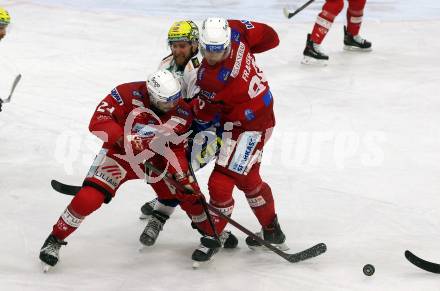 EBEL. Eishockey Bundesliga. KAC gegen VSV.   Steven Strong, Matthew Fraser,  (KAC),  Robert Sabolic   (VSV). Klagenfurt, am 10.3.2023.
Foto: Kuess
www.qspictures.net
---
pressefotos, pressefotografie, kuess, qs, qspictures, sport, bild, bilder, bilddatenbank