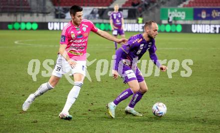 Fussball Bundesliga. SK Austria Klagenfurt gegen TSV Hartberg.  Rico Benatelli, (Klagenfurt),   Rene Kriwak  (Hartberg).  Klagenfurt, am 12.3.2023.
Foto: Kuess
---
pressefotos, pressefotografie, kuess, qs, qspictures, sport, bild, bilder, bilddatenbank