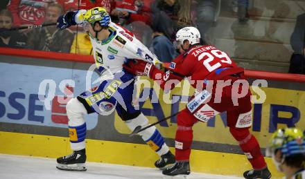 EBEL. Eishockey Bundesliga. EC KAC gegen VSV.  Mike Zalewski,    (KAC),  Felix Maxa  (VSV). Klagenfurt, am 14.3.2023.
Foto: Kuess
www.qspictures.net
---
pressefotos, pressefotografie, kuess, qs, qspictures, sport, bild, bilder, bilddatenbank