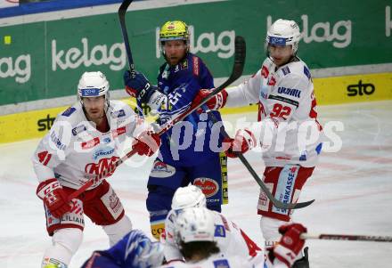 EBEL. Eishockey Bundesliga. EC VSV gegen KAC.  Robert Sabolic,   (VSV),  Jesper Jensen aabo, Clemens Unterweger  (KAC). Villach, am 17.3.2023.
Foto: Kuess
www.qspictures.net
---
pressefotos, pressefotografie, kuess, qs, qspictures, sport, bild, bilder, bilddatenbank