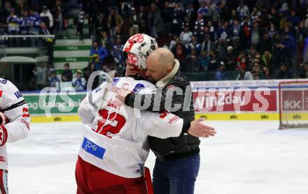 EBEL. Eishockey Bundesliga. EC VSV gegen KAC.   Jubel Sebastian Dahm, Trainer Petri Matikainen (KAC). Villach, am 17.3.2023.
Foto: Kuess
www.qspictures.net
---
pressefotos, pressefotografie, kuess, qs, qspictures, sport, bild, bilder, bilddatenbank