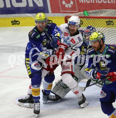 EBEL. Eishockey Bundesliga. EC VSV gegen KAC.  Arturs Kulda,  (VSV),  Nicholas Eric Petersen   (KAC). Villach, am 17.3.2023.
Foto: Kuess
www.qspictures.net
---
pressefotos, pressefotografie, kuess, qs, qspictures, sport, bild, bilder, bilddatenbank