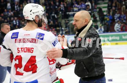 EBEL. Eishockey Bundesliga. EC VSV gegen KAC.  Steven Strong, Trainer Petri Matikainen  (KAC). Villach, am 17.3.2023.
Foto: Kuess
www.qspictures.net
---
pressefotos, pressefotografie, kuess, qs, qspictures, sport, bild, bilder, bilddatenbank