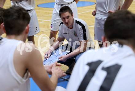 Basketball 2. Liga 2022/2023. Playoff.  2. Runde. KOS gegen Guessing Blackbirds. Trainer  Rok Heiligstein  (KOS). Klagenfurt, am 19.3.2023.
Foto: Kuess
www.qspictures.net
---
pressefotos, pressefotografie, kuess, qs, qspictures, sport, bild, bilder, bilddatenbank