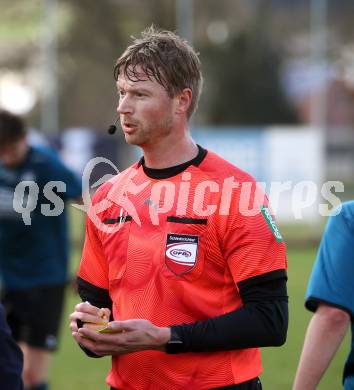 Fussball. Kaerntner Liga. Kraig gegen Austria Klagenfurt Amateure.  Schiedsrichter Stephan Orel. Treibach, 25.3.2023
Foto: Kuess


---
pressefotos, pressefotografie, kuess, qs, qspictures, sport, bild, bilder, bilddatenbank