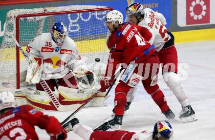 EBEL. Eishockey Bundesliga. EC KAC gegen Salzburg.    Jesper Jensen Aabo,  (KAC),    Paul Huber, Atte Tolvanen (Salzburg). Klagenfurt, am 26.3.2023.
Foto: Kuess
www.qspictures.net
---
pressefotos, pressefotografie, kuess, qs, qspictures, sport, bild, bilder, bilddatenbank