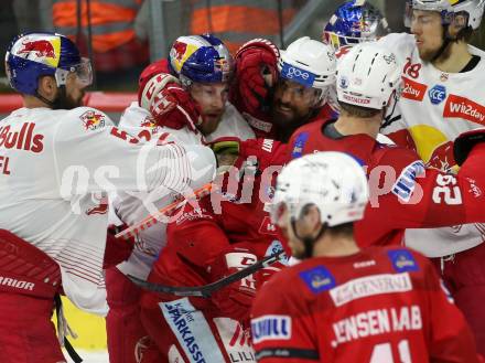 EBEL. Eishockey Bundesliga. EC KAC gegen Salzburg.   Lucas Lessio,   (KAC),  Dennis Eamon Robertson  (Salzburg). Klagenfurt, am 31.3.2023.
Foto: Kuess
www.qspictures.net
---
pressefotos, pressefotografie, kuess, qs, qspictures, sport, bild, bilder, bilddatenbank