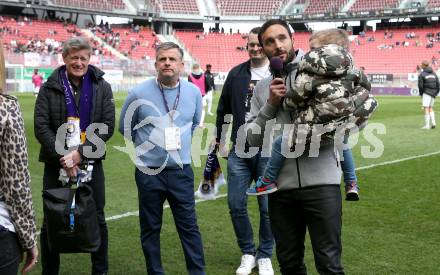 Fussball Bundesliga. SK Austria Klagenfurt gegen Salzburg. Verabschiedung Markus Pink. Arno Arthofer, Matthias Imhof, Patrick Jochum, Markus Pink  (Klagenfurt). Klagenfurt, am 2.4.2023.
Foto: Kuess
---
pressefotos, pressefotografie, kuess, qs, qspictures, sport, bild, bilder, bilddatenbank