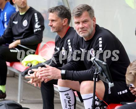 Fussball Bundesliga. SK Austria Klagenfurt gegen Salzburg. Tormanntrainer Alexander Kunze, Bernhard Sussitz  (Klagenfurt). Klagenfurt, am 2.4.2023.
Foto: Kuess
---
pressefotos, pressefotografie, kuess, qs, qspictures, sport, bild, bilder, bilddatenbank