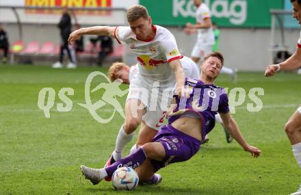 Fussball Bundesliga. SK Austria Klagenfurt gegen Salzburg.  Fabian Miesenboeck,  (Klagenfurt),  Ignacs Van Der Brempt  (Salzburg).  Klagenfurt, am 2.4.2023.
Foto: Kuess
---
pressefotos, pressefotografie, kuess, qs, qspictures, sport, bild, bilder, bilddatenbank
