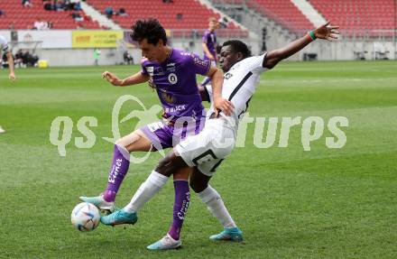 Fussball Bundesliga. SK Austria Klagenfurt gegen Sturm Graz.  Sebastian Guerra Soto,  (Klagenfurt),  Amadou Dante  (Graz).  Klagenfurt, am 16.4.2023.
Foto: Kuess
---
pressefotos, pressefotografie, kuess, qs, qspictures, sport, bild, bilder, bilddatenbank