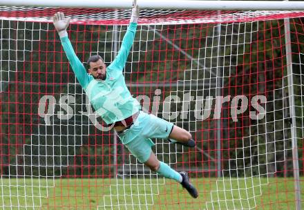 Fussball. Kaerntner Liga. Ferlach gegen Gmuend.   Florian Heindl (Ferlach). Ferlach 29.4.2023.
Foto: Kuess


---
pressefotos, pressefotografie, kuess, qs, qspictures, sport, bild, bilder, bilddatenbank