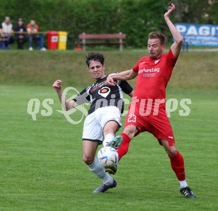 Fussball. Kaerntner Liga. Ferlach gegen Gmuend.  Dejan Kern  (Ferlach),  Dominik Markus Oberwinkler  (Gmuend). Ferlach 29.4.2023.
Foto: Kuess


---
pressefotos, pressefotografie, kuess, qs, qspictures, sport, bild, bilder, bilddatenbank