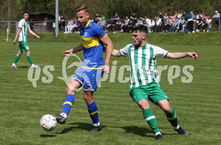 Fussball. 1. Klasse D. DSG Ferlach gegen Tainach.  Vernes Durmisevic  (Ferlach),  Musa Mevmedoski  (Tainach). Ferlach 29.4.2023.
Foto: Kuess


---
pressefotos, pressefotografie, kuess, qs, qspictures, sport, bild, bilder, bilddatenbank