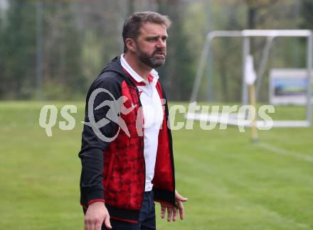 Fussball. Kaerntner Liga. Ferlach gegen Gmuend.   Trainer Rudolf Schoenherr  (Gmuend). Ferlach 29.4.2023.
Foto: Kuess


---
pressefotos, pressefotografie, kuess, qs, qspictures, sport, bild, bilder, bilddatenbank