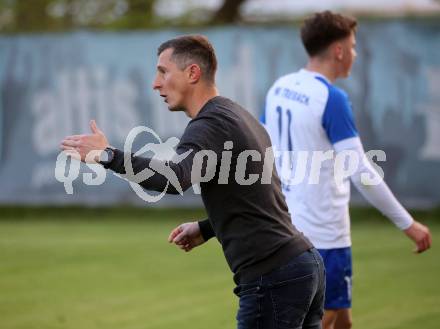 Fussball Rgionalliga. Treibach gegen Allerheiligen.   Trainer Karl Schweighofer (Treibach). Treibach 5.5.2023.
Foto: Kuess


---
pressefotos, pressefotografie, kuess, qs, qspictures, sport, bild, bilder, bilddatenbank