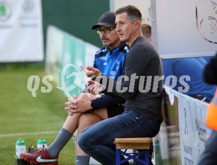 Fussball Rgionalliga. Treibach gegen Allerheiligen.  Trainer Karl Schweighofer, Co-Trainer Christian Hutter  (Treibach). Treibach 5.5.2023.
Foto: Kuess


---
pressefotos, pressefotografie, kuess, qs, qspictures, sport, bild, bilder, bilddatenbank
