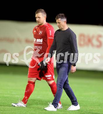 Fussball Rgionalliga. Treibach gegen Allerheiligen. Patrick Christian Boeck, Trainer Karl Schweighofer  (Treibach). Treibach 5.5.2023.
Foto: Kuess


---
pressefotos, pressefotografie, kuess, qs, qspictures, sport, bild, bilder, bilddatenbank