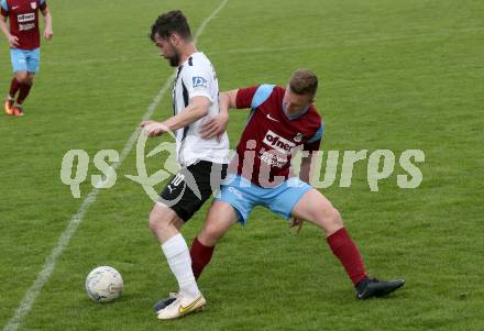 Fussball Kaerntner Liga. Bleiburg gegen Maria Saal.  Dominik Peketz  (Bleiburg),   Senad Huseinbasic (Maria Saal). Bleiburg 6.5.2023.
Foto: Kuess


---
pressefotos, pressefotografie, kuess, qs, qspictures, sport, bild, bilder, bilddatenbank