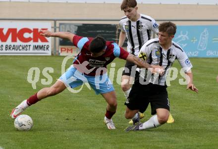 Fussball Kaerntner Liga. Bleiburg gegen Maria Saal.  Maximilian Liesnig, Marcel Moertl  (Bleiburg),  Damjan Jovanovic  (Maria Saal). Bleiburg 6.5.2023.
Foto: Kuess


---
pressefotos, pressefotografie, kuess, qs, qspictures, sport, bild, bilder, bilddatenbank