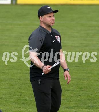 Fussball Kaerntner Liga. Bleiburg gegen Maria Saal.   Trainer Hannes Lassnig  (Maria Saal). Bleiburg 6.5.2023.
Foto: Kuess


---
pressefotos, pressefotografie, kuess, qs, qspictures, sport, bild, bilder, bilddatenbank