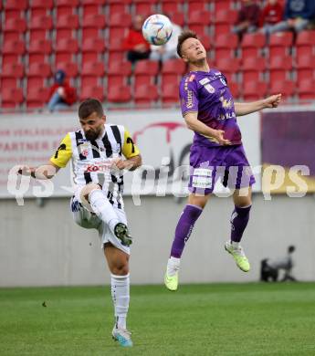 Fussball Bundesliga. SK Austria Klagenfurt gegen LASK.  Fabian Miesenboeck,  (Klagenfurt),    Filip Stojkovic (LASK).  Klagenfurt, am 7.5.2023.
Foto: Kuess
---
pressefotos, pressefotografie, kuess, qs, qspictures, sport, bild, bilder, bilddatenbank