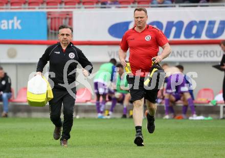 Fussball Bundesliga. SK Austria Klagenfurt gegen LASK.  Physiotherapeut HARALD WAGNER, Masseur MATEJ VIDOVIC (Klagenfurt). Klagenfurt, am 7.5.2023.
Foto: Kuess
---
pressefotos, pressefotografie, kuess, qs, qspictures, sport, bild, bilder, bilddatenbank