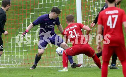 Fussball Kaerntner Liga. Ferlach Atus gegen St. Jakob/Ros.  Marjan Ogris-Martic  (Ferlach),    Christopher Altmann (St. Jakob). Klagenfurt, 13.5.2023.
Foto: Kuess


---
pressefotos, pressefotografie, kuess, qs, qspictures, sport, bild, bilder, bilddatenbank