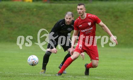 Fussball Kaerntner Liga. Ferlach Atus gegen St. Jakob/Ros.  Martin Posratschnig  (Ferlach),    Admir Dzombic (St. Jakob). Klagenfurt, 13.5.2023.
Foto: Kuess


---
pressefotos, pressefotografie, kuess, qs, qspictures, sport, bild, bilder, bilddatenbank