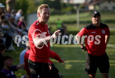 Fussball Kaerntner Liga. SK Austria Klagenfurt gegen Spittal. Tormanntrainer Christian Mauthner,   (Austria Klagenfurt).  Brueckl, am 27.5.2023.
Foto: Kuess



---
pressefotos, pressefotografie, kuess, qs, qspictures, sport, bild, bilder, bilddatenbank