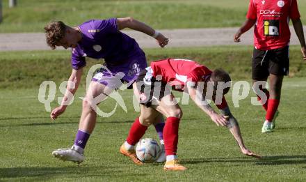 Fussball Kaerntner Liga. SK Austria Klagenfurt gegen Spittal.  Moritz Berg (Austria Klagenfurt), Tom Zurga (Spittal). Brueckl, am 27.5.2023.
Foto: Kuess



---
pressefotos, pressefotografie, kuess, qs, qspictures, sport, bild, bilder, bilddatenbank