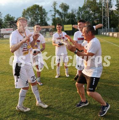 Fussball Kaerntner Liga. ASK gegen Lendorf. Meisterfeier  (ASK).  KLagenfurt, am 2.6.2023.
Foto: Kuess



---
pressefotos, pressefotografie, kuess, qs, qspictures, sport, bild, bilder, bilddatenbank