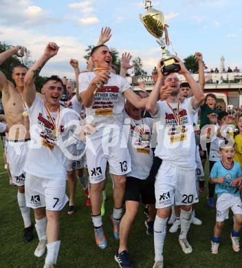 Fussball Kaerntner Liga. ASK gegen Lendorf. Meisterfeier  (ASK).  KLagenfurt, am 2.6.2023.
Foto: Kuess



---
pressefotos, pressefotografie, kuess, qs, qspictures, sport, bild, bilder, bilddatenbank