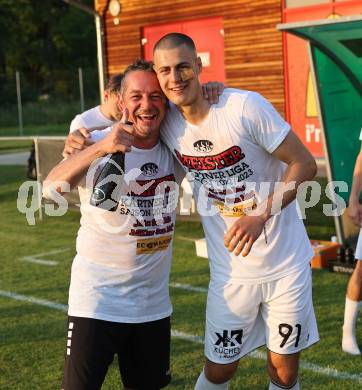 Fussball Kaerntner Liga. ASK gegen Lendorf. Meisterfeier  Co-Trainer Dieter Schmied, Kiril Hristov Ristoskov (ASK).  KLagenfurt, am 2.6.2023.
Foto: Kuess



---
pressefotos, pressefotografie, kuess, qs, qspictures, sport, bild, bilder, bilddatenbank