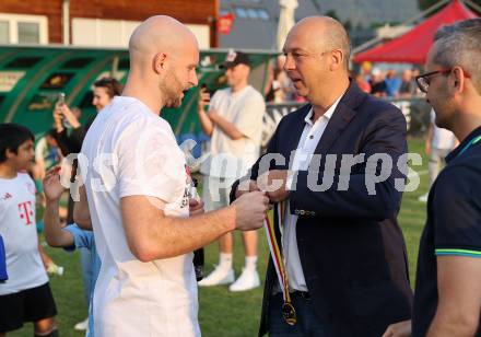 Fussball Kaerntner Liga. ASK gegen Lendorf. Meisterfeier  (ASK).  Martin Mutz (KFV). KLagenfurt, am 2.6.2023.
Foto: Kuess



---
pressefotos, pressefotografie, kuess, qs, qspictures, sport, bild, bilder, bilddatenbank