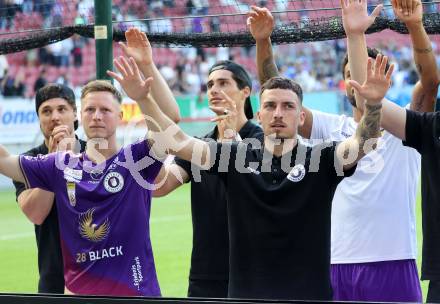 Fussball Bundesliga. SK Austria Klagenfurt gegen SK Rapid Wien.  Fabian Miesenboeck, Sinan Karweina (Klagenfurt). Klagenfurt, am 3.6.2023.
Foto: Kuess
---
pressefotos, pressefotografie, kuess, qs, qspictures, sport, bild, bilder, bilddatenbank