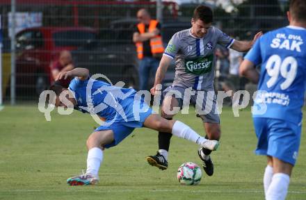 Fussball KFV Cup. SAK gegen Dellach/Gail.  Luka Vukovic (SAK),  Philipp Werner Kofler  (Dellach). Klagenfurt, am 17.6.2023.
Foto: Kuess



---
pressefotos, pressefotografie, kuess, qs, qspictures, sport, bild, bilder, bilddatenbank