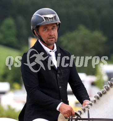 Reiten. Oesterreichische Staatsmeisterschaft. Englbrecht Roland auf Mevisto s Corwinni. St. Margarethen im Lavanttal. Reiterhof Stueckler, am 24.6.2023.
Foto: Kuess
---
pressefotos, pressefotografie, kuess, qs, qspictures, sport, bild, bilder, bilddatenbank