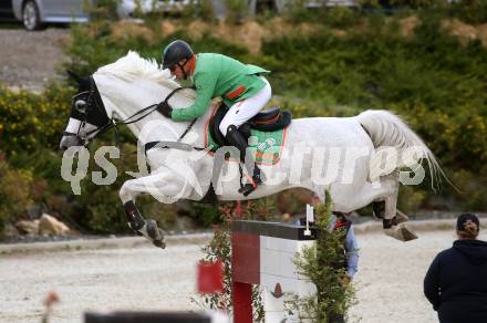 Reiten. Oesterreichische Staatsmeisterschaft. Dieter Koeflerauf Upgrade.. St. Margarethen im Lavanttal. Reiterhof Stueckler, am 24.6.2023.
Foto: Kuess
---
pressefotos, pressefotografie, kuess, qs, qspictures, sport, bild, bilder, bilddatenbank