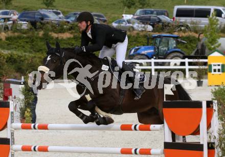 Reiten. Oesterreichische Staatsmeisterschaft.  Jannik Domaingo auf Gershwin S . Margarethen im Lavanttal. Reiterhof Stueckler, am 24.6.2023.
Foto: Kuess



---
pressefotos, pressefotografie, kuess, qs, qspictures, sport, bild, bilder, bilddatenbank