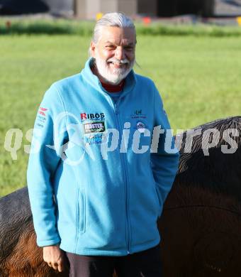 3D Bogenschiessen. Wolfgang Halvax. Bad Klein kirchheim, am 9.6.2023.
Foto: Kuess



---
pressefotos, pressefotografie, kuess, qs, qspictures, sport, bild, bilder, bilddatenbank