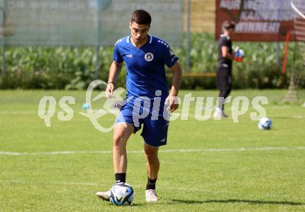 Fussball Bundesliga. Training SK Austria Klagenfurt.  Nikola Djoric . Viktring, am 26.4.2023.
Foto: Kuess



---
pressefotos, pressefotografie, kuess, qs, qspictures, sport, bild, bilder, bilddatenbank