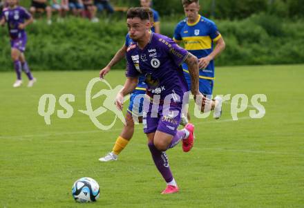 Fussball Bundesliga Testspiel. DSG/ATUS Ferlach gegen SK Austria Klagenfurt. Sinan Karweina  (Austria KLagenfurt). Ferlach, am 30.6.2023.
Foto: Kuess



---
pressefotos, pressefotografie, kuess, qs, qspictures, sport, bild, bilder, bilddatenbank