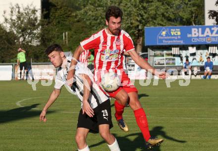 Fussball Kaerntner Liga. Bleiburg gegen KAC.   Al Mahic (Bleiburg),   Jakob Orgonyi  (KAC). Bleiburg, am 12.8.2023.
Foto: Kuess
---
pressefotos, pressefotografie, kuess, qs, qspictures, sport, bild, bilder, bilddatenbank