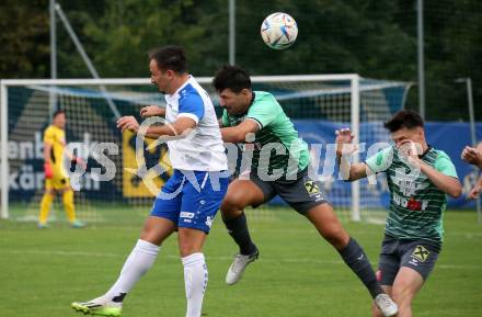 Fussball Kaerntner Liga. Treibach gegen Voelkermarkt.  Vahid Muharemovic  (Treibach),     Marcel Hrowath (Voelkermarkt). Treibach, am 18.8.2023.
Foto: Kuess
---
pressefotos, pressefotografie, kuess, qs, qspictures, sport, bild, bilder, bilddatenbank
