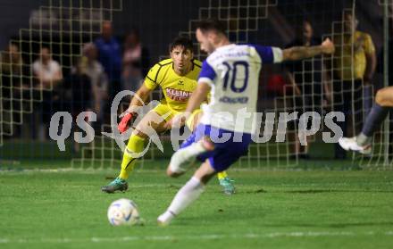 Fussball Kaerntner Liga. Treibach gegen Voelkermarkt.  Florian Alexander Zitterer  (Voelkermarkt). Treibach, am 18.8.2023.
Foto: Kuess
---
pressefotos, pressefotografie, kuess, qs, qspictures, sport, bild, bilder, bilddatenbank