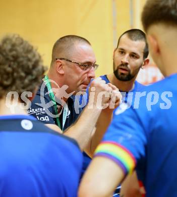 Handball BUndesliga. SC Ferlach gegen HC FIVERS WAT Margareten.  Trainer Risto Arnaudovski (SCF). Ferlach, am 5.9.2023.
Foto: Kuess
---
pressefotos, pressefotografie, kuess, qs, qspictures, sport, bild, bilder, bilddatenbank