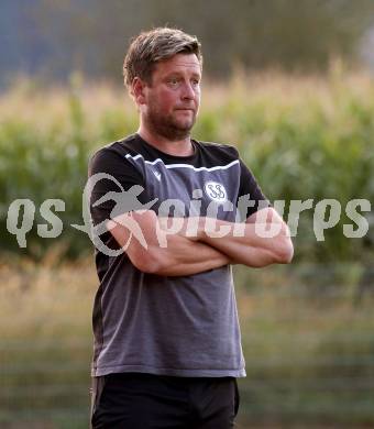 Fussball Kaerntner Liga. Kraig gegen Spittal.   Trainer Philipp Dabringer  (Spittal). Kraig, am 9.9.2023.
Foto: Kuess
---
pressefotos, pressefotografie, kuess, qs, qspictures, sport, bild, bilder, bilddatenbank