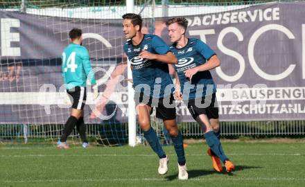 Fussball Kaerntner Liga. Kraig gegen Spittal.  Torjubel Sebastian Hertelt, Martin Franz Alexander Lamzari  (Kraig). Kraig, am 9.9.2023.
Foto: Kuess
---
pressefotos, pressefotografie, kuess, qs, qspictures, sport, bild, bilder, bilddatenbank