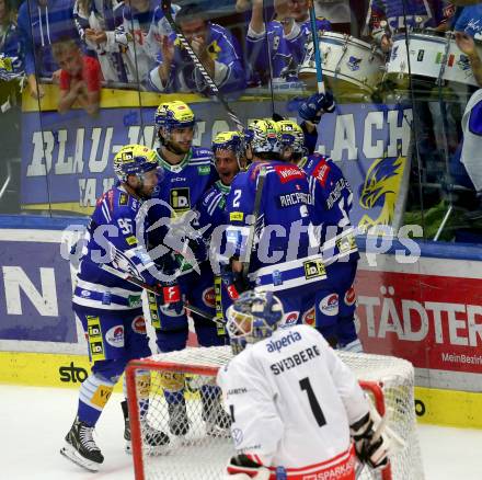 EBEL. Eishockey Bundesliga. EC VSV gegen HCB Suedtirol Alperia.   Torjubel Maximilian Rebernig, Anthony Luciani, Alexander Rauchenwald,, Dylan Macpherson, Mark Katic  (VSV). Villach, am 19.9.2023
Foto: Kuess
www.qspictures.net
---
pressefotos, pressefotografie, kuess, qs, qspictures, sport, bild, bilder, bilddatenbank